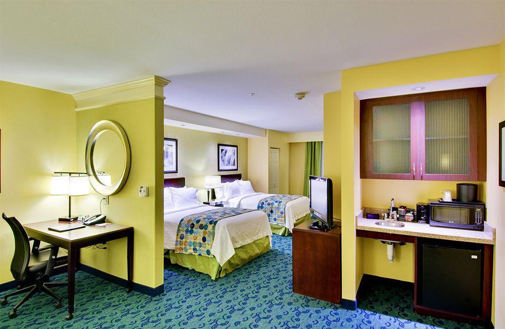 Springhill Suites By Marriott Corona Riverside Dış mekan fotoğraf