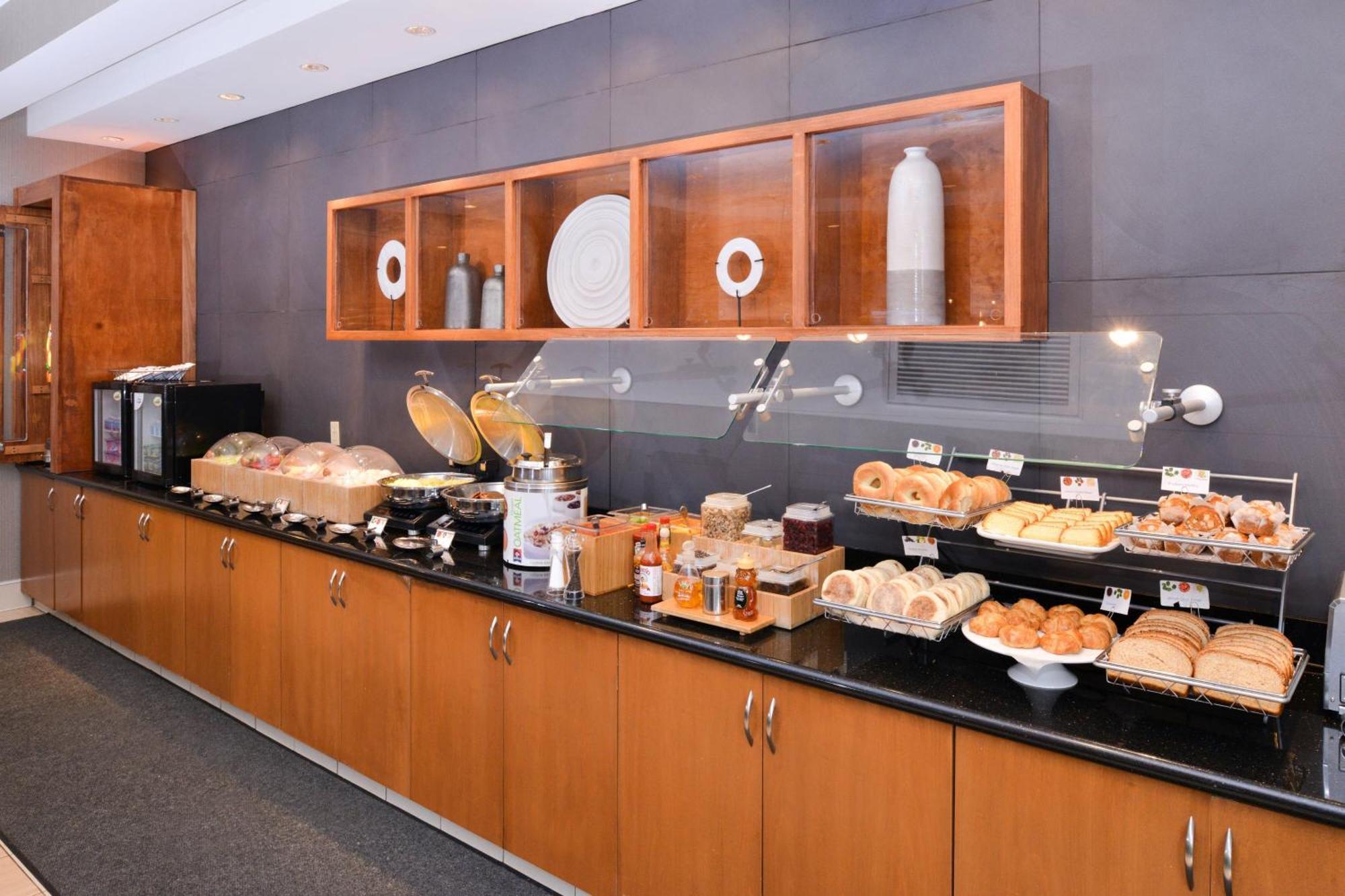Springhill Suites By Marriott Corona Riverside Dış mekan fotoğraf