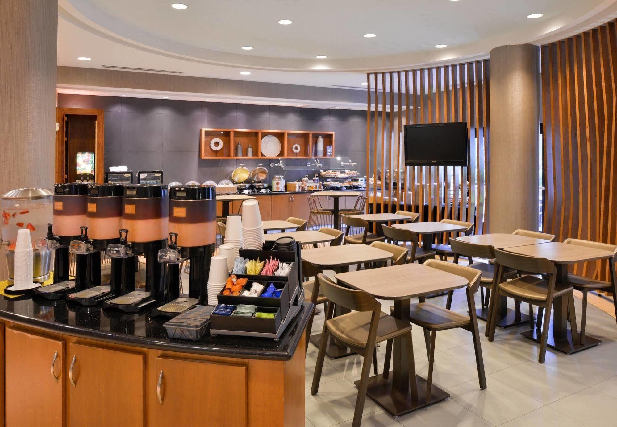 Springhill Suites By Marriott Corona Riverside Dış mekan fotoğraf