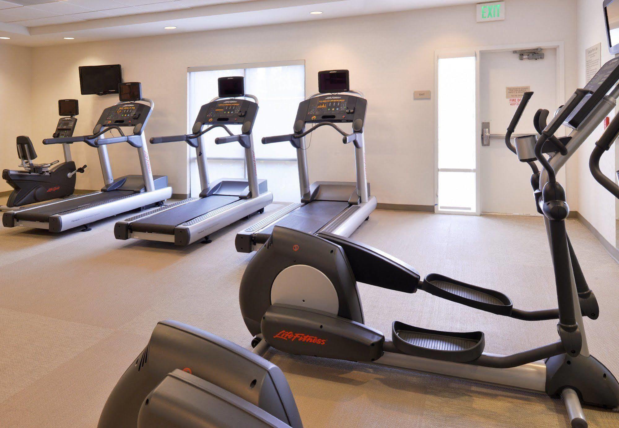 Springhill Suites By Marriott Corona Riverside Dış mekan fotoğraf